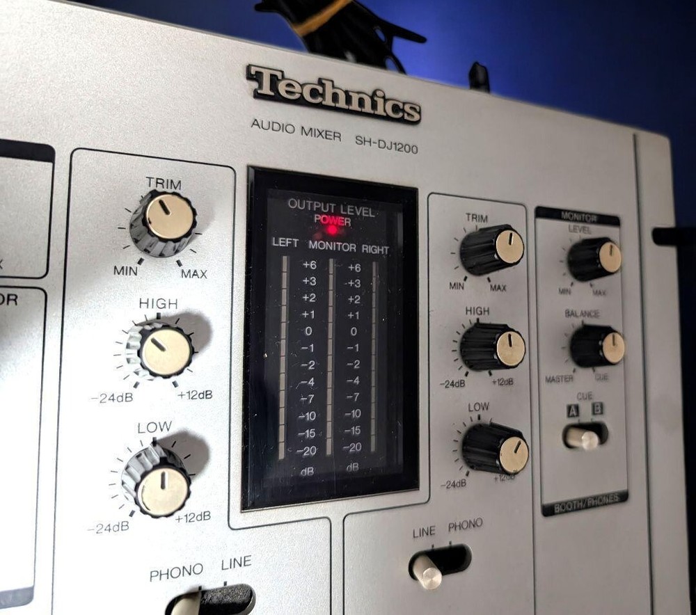 Technics SH-DJ1200-S DJ Mixer Silver Audio Tested Working