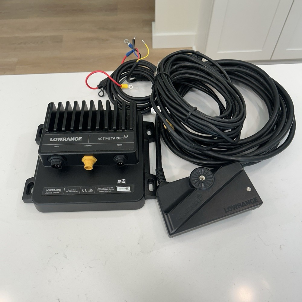 Lowrance Active Target 1 Sonar System Black Box And Transducer