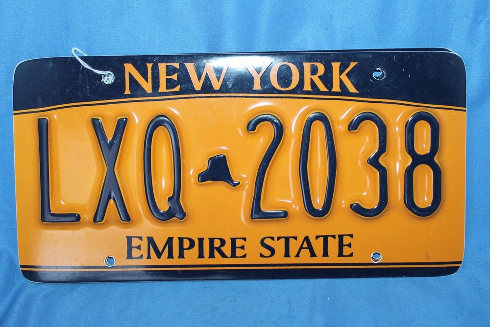 Paranoia screen used License Plates Movie Prop
