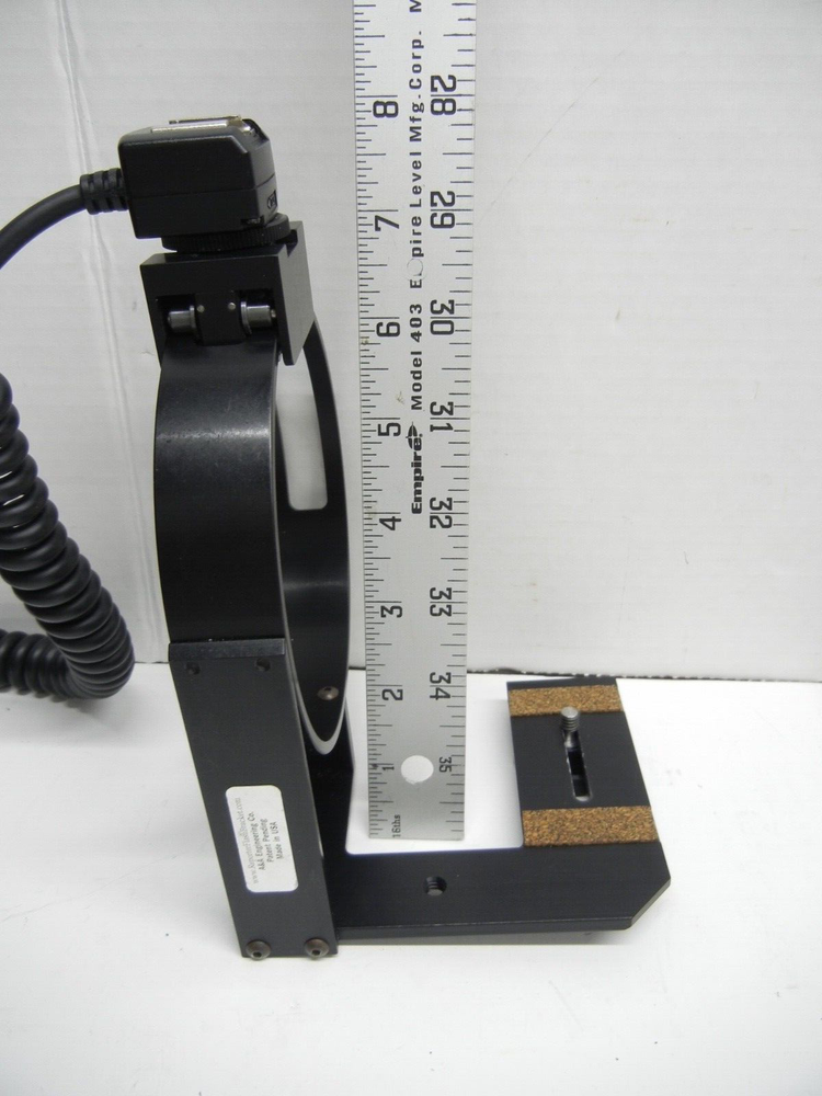 AA EngineeringRotating Flash Bracket with Promaster Flash cord for Nikon