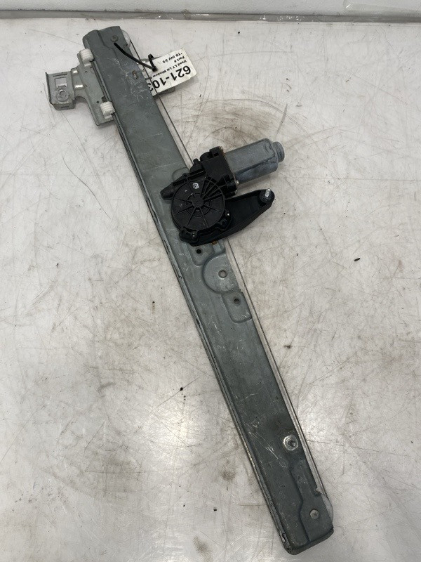 International LT Window Regulator (621-10379)
