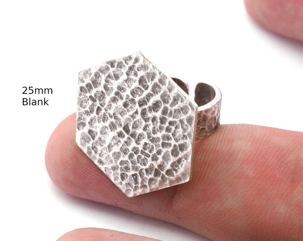 Hexagonal Hammered Adjustable Ring Blank - Antique Silver Plated Brass 25mm 4952