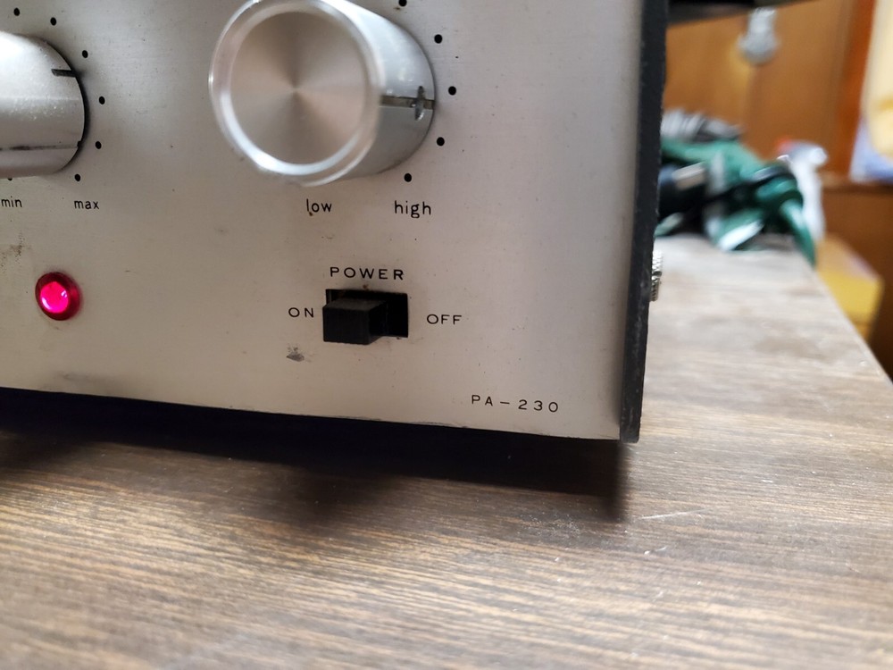 Philmore Solid State Public Address Amplifier PA-230 Silver Box Powers W Lights