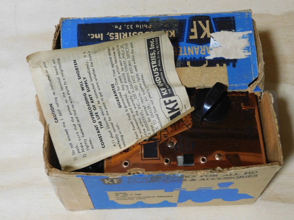 KF Model CB100 Transformer for all HO Trains