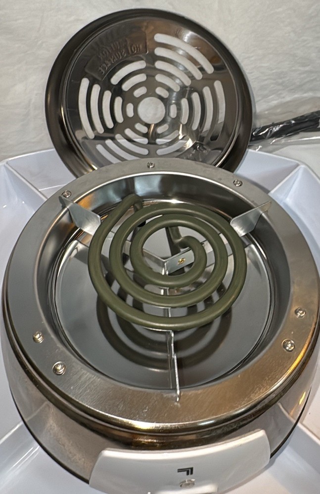 Brand New S'mores Maker by Sharper Image *Missing Utensils*