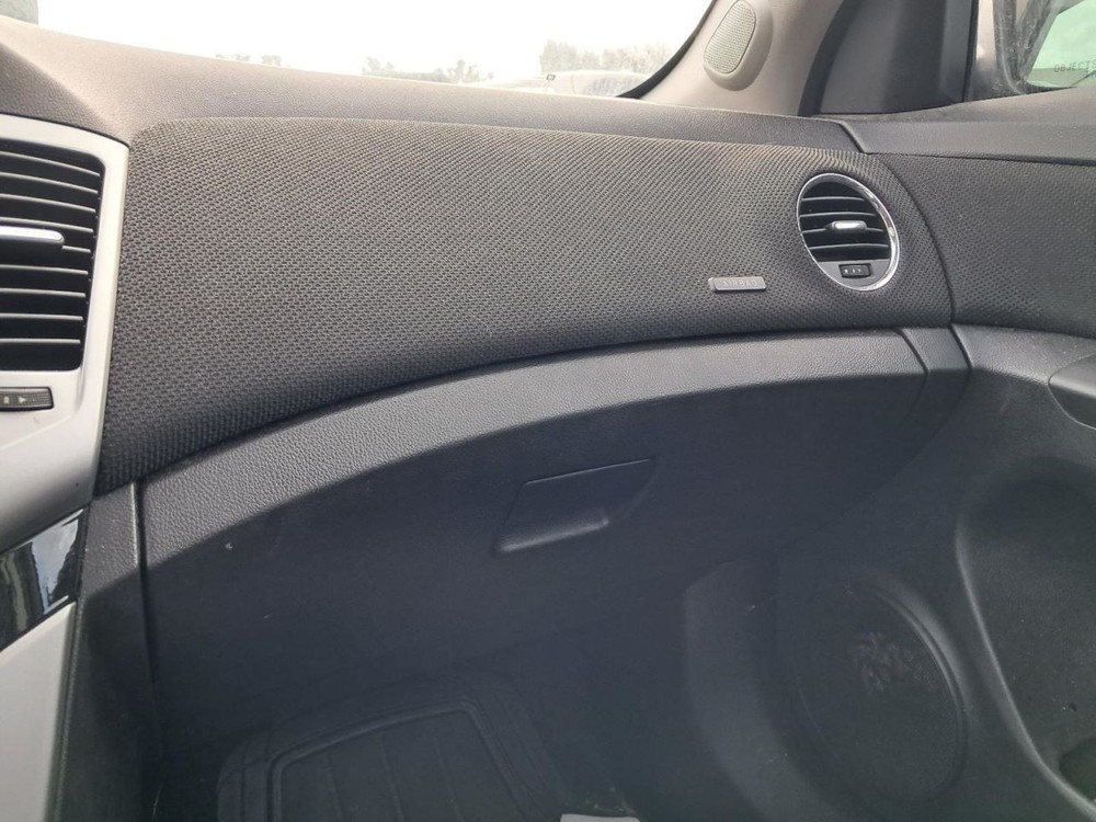CRUZE 2013 Glove Box 4818984