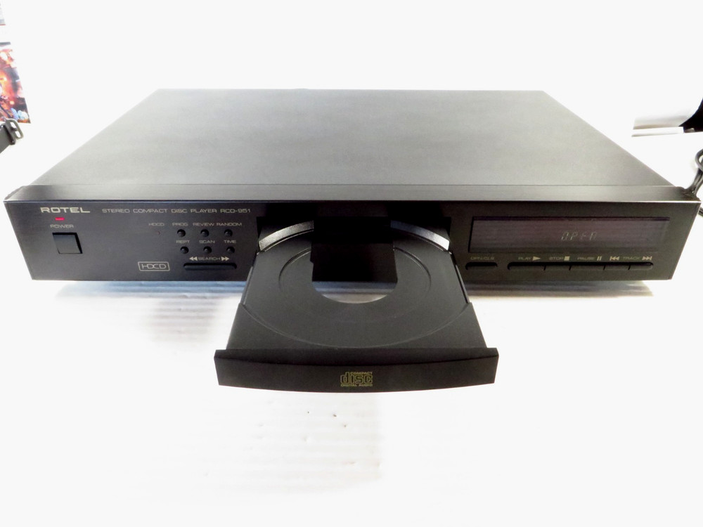ROTEL RCD-951 Stereo Compact Disc Player, Tested Works Great