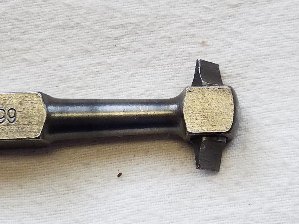 MILLER FALLS 4 WAY OFFSET FLATHEAD SCREWDRIVER TOOL NO. 199