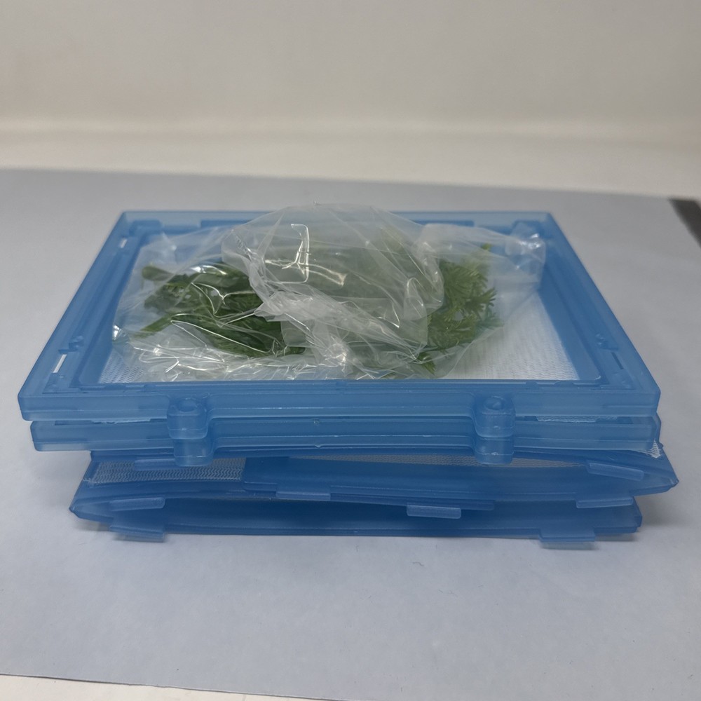 DELUXE NET BREEDER W/SPAWNING GRASS