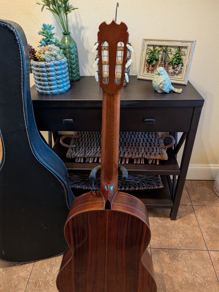 Hernandis Grade 2 Classical Guitar