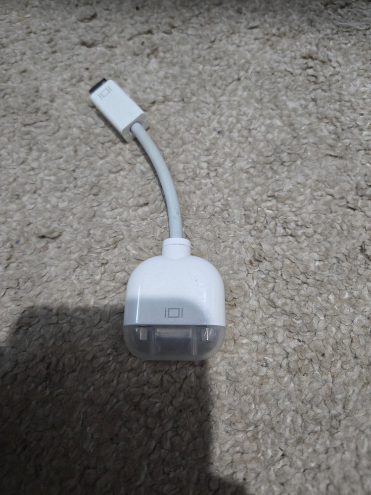 Apple VGA to Mini VGA Adapter
