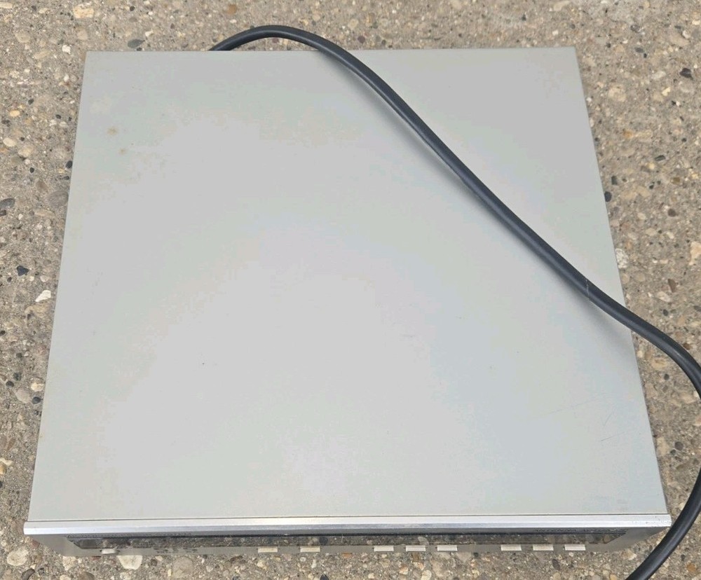 Satellite Technology Services STS antenna actuator model MBS-AA-1 powers on