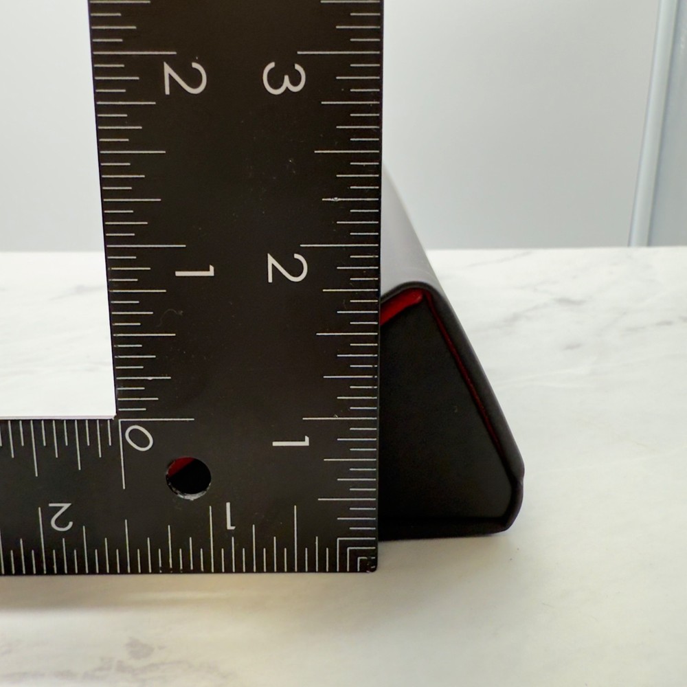 Kliik Denmark Black Tri Fold Triangle Shape Case Red Inner Lining Cleaning Cloth