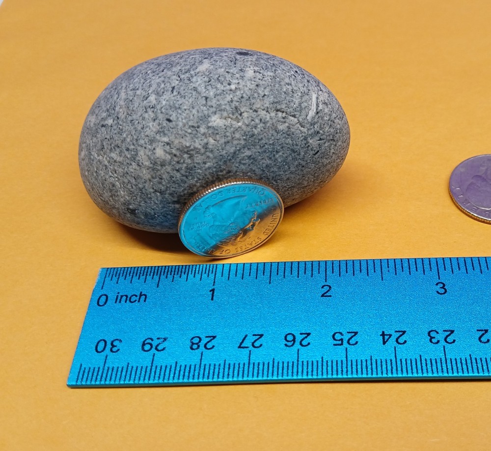 Fluorescent Sodalite ( Yooperlite ) - A Nice Coverage, Bright Stone 5.6 oz