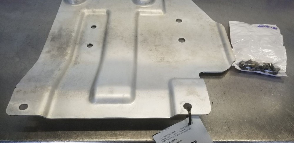 06 GMC SIERRA 2500 FRONT FRAME SKID PLATE