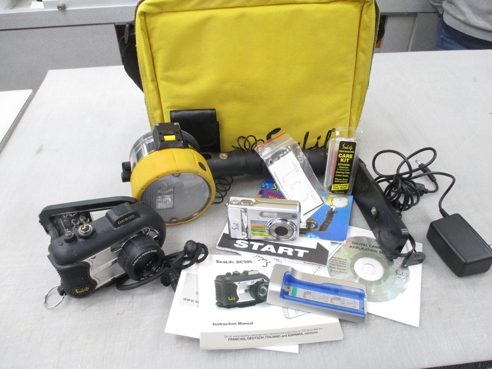 Sealife Reef Master DC500 Underwater Camera with Case and Flash + Case