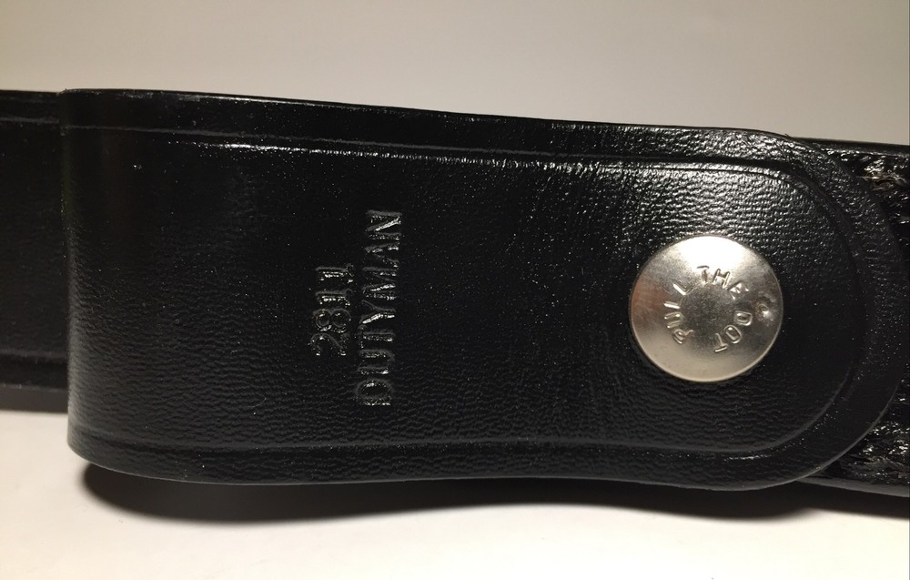 Dutyman Plain Stinger Flashlight Black Leather Pouch Case 2811