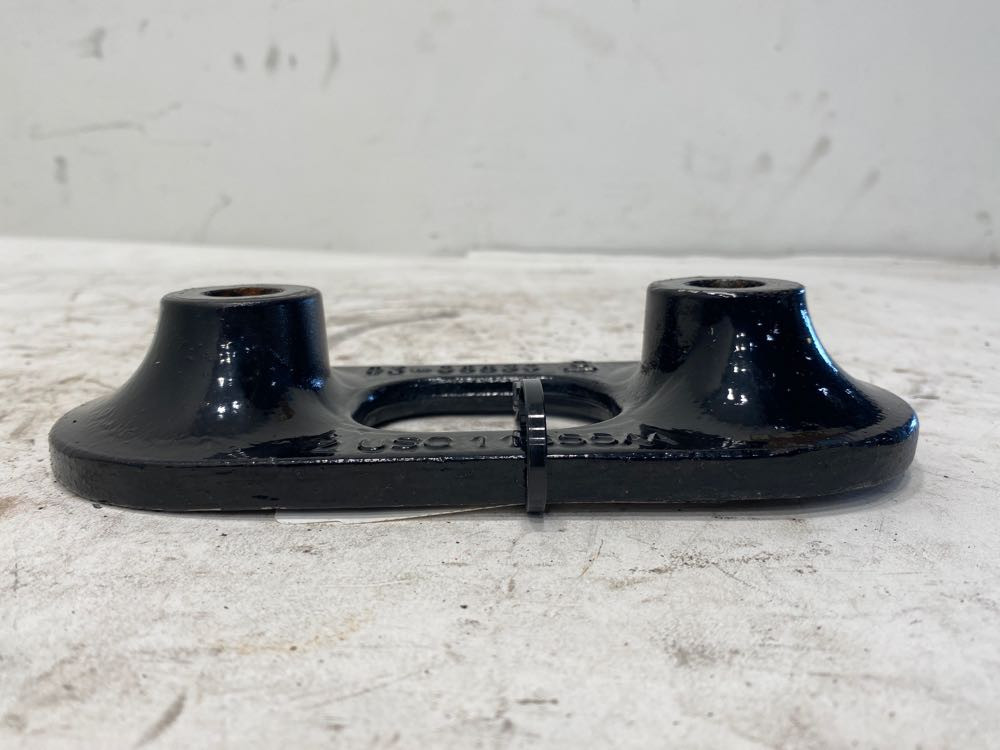 2018 Paccar DX40 Torque Rod Bracket 0306830 (338-10343)