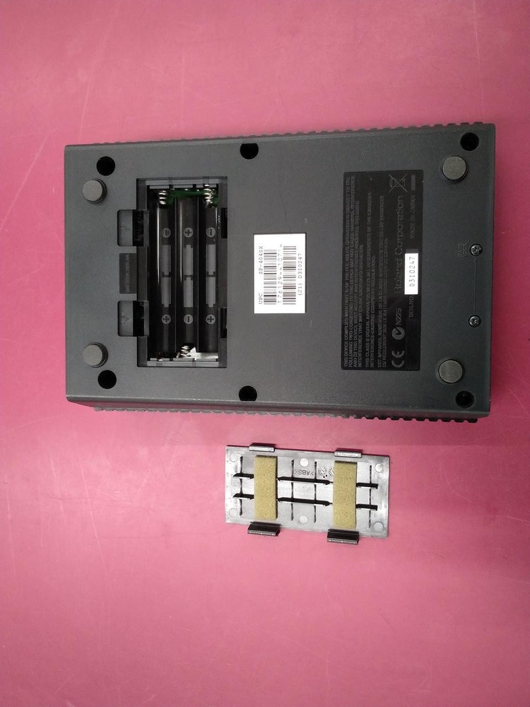 Roland SP-404SX Linear Wave Sampler 12 Polyphony 44.1kHz 29 Effects Silver