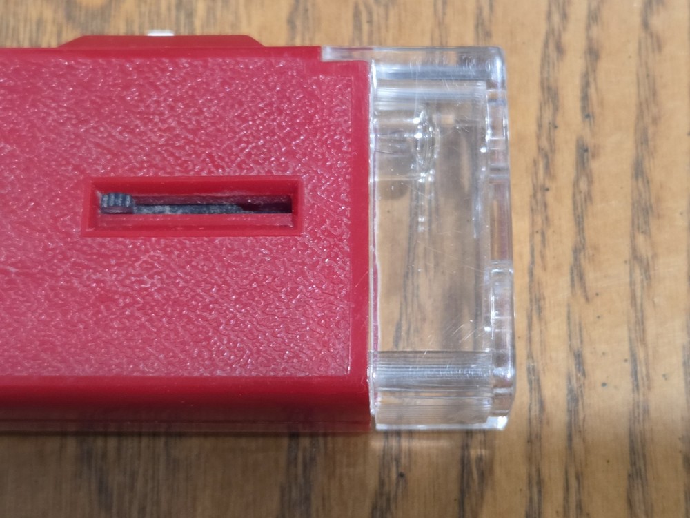 Tasco 30X Illuminated Mircoscope Red