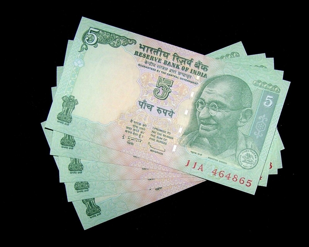 5 pcs x INDIA 5 RUPEE banknotes / P-94ac / UNC / 2010
