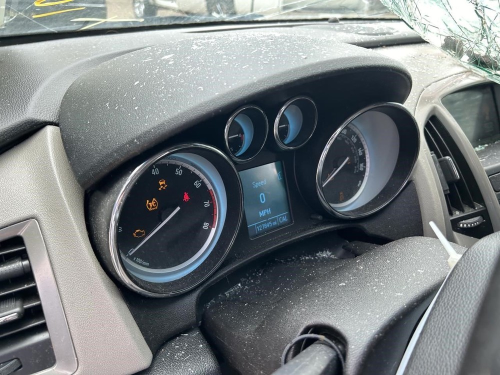 VERANO 2013 High Mounted Stop Light 104734783