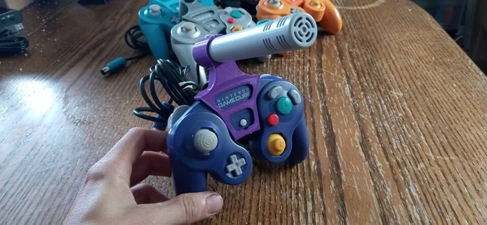 Nintendo GameCube Microphone Controller Clip