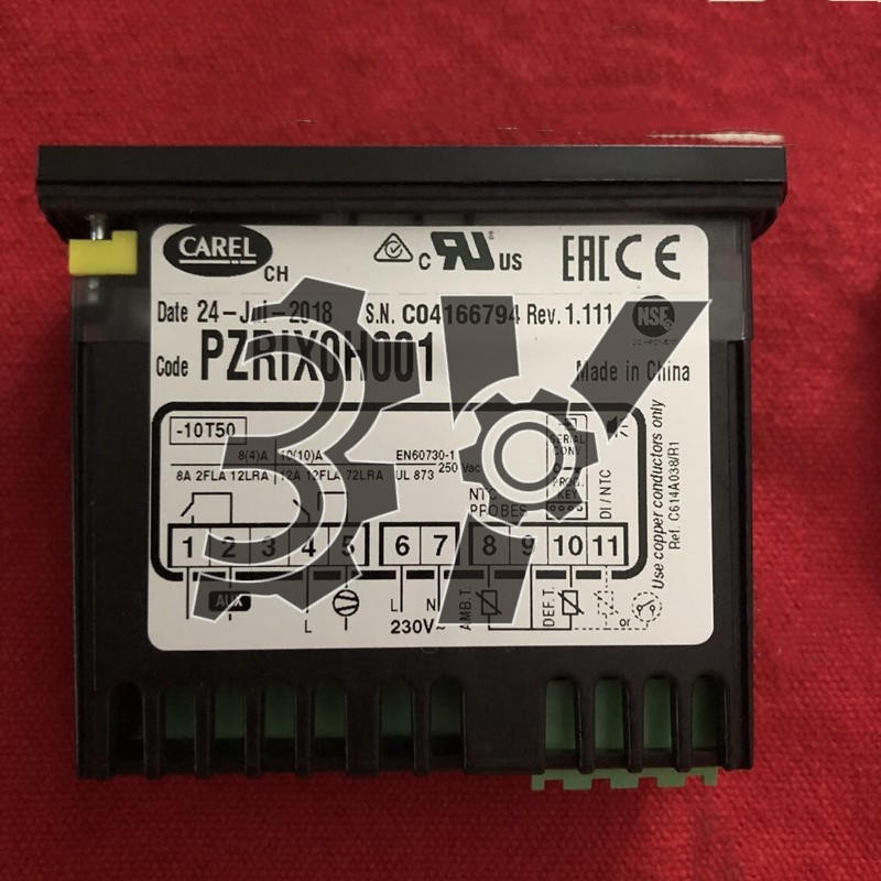 1PCS New CAREL PZRIX0H001 Temperature Controller