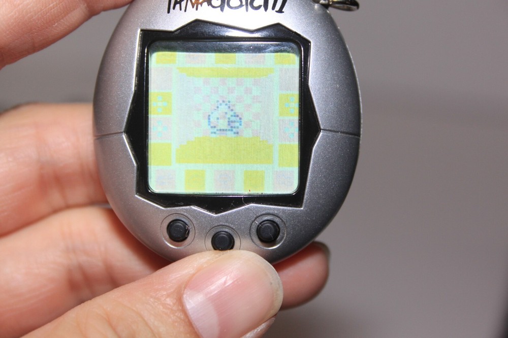 2 Tamagotchi 2004