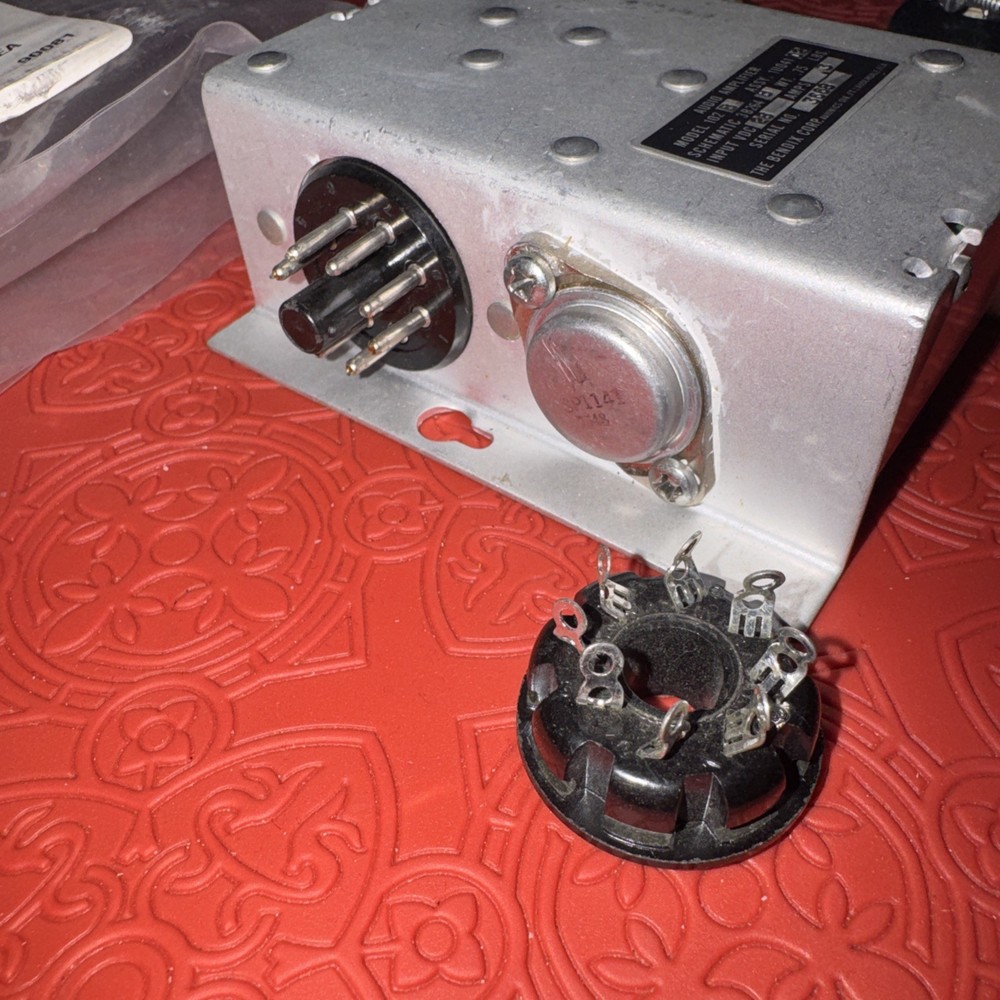 NEW Bendix Model 102B Audio Amplifier, Tested (AP13)