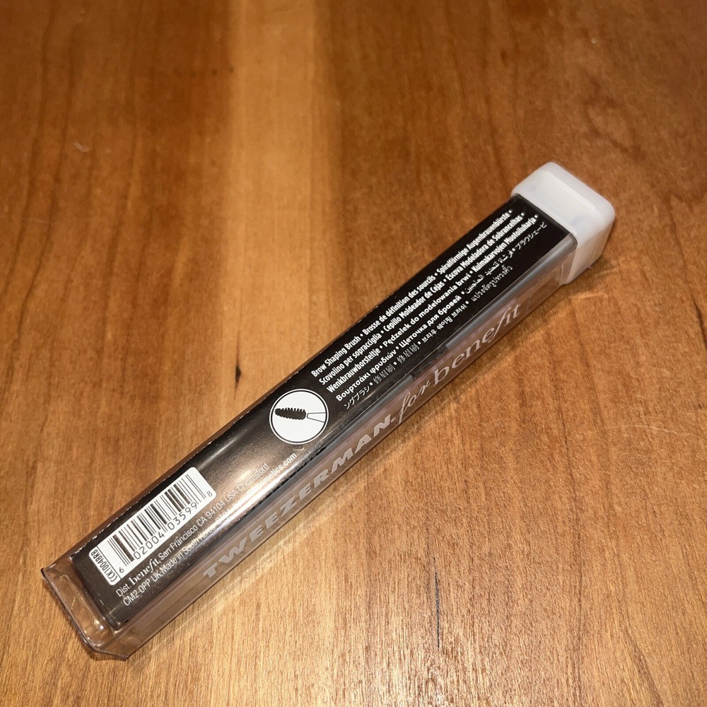 Benefit Tweezerman
