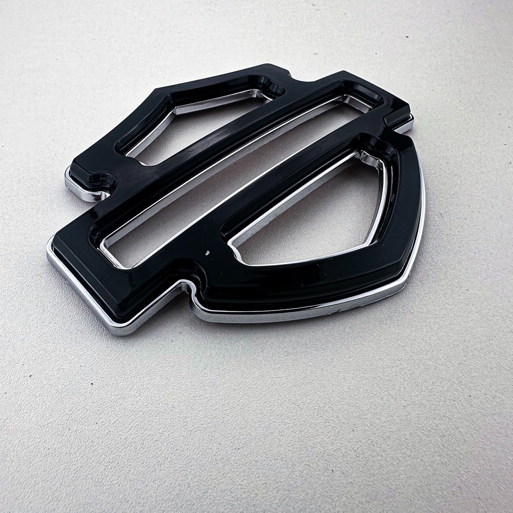 1X CVO Custom Tank Emblems Black & Chrome Double Layer 5 or 6 gal tank