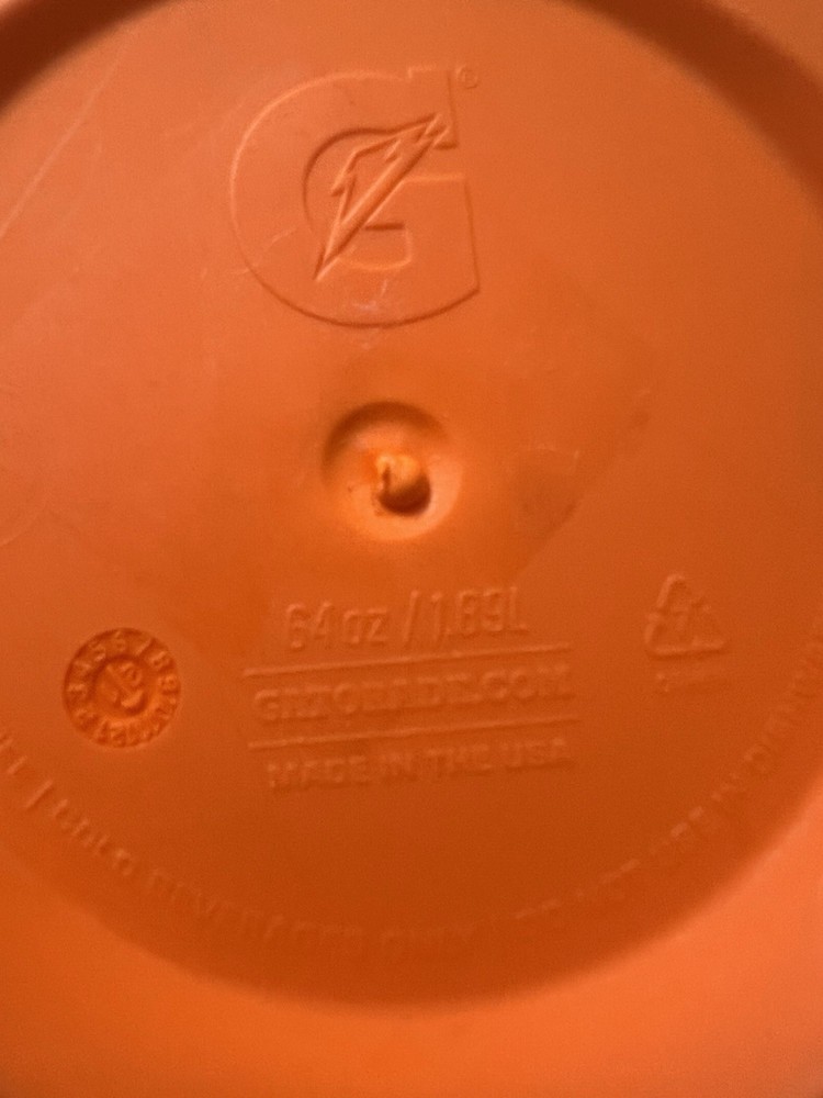 Gatorade Orange 64oz (1/2 Gallon) Cold Beverage Performance Jug/Cooler