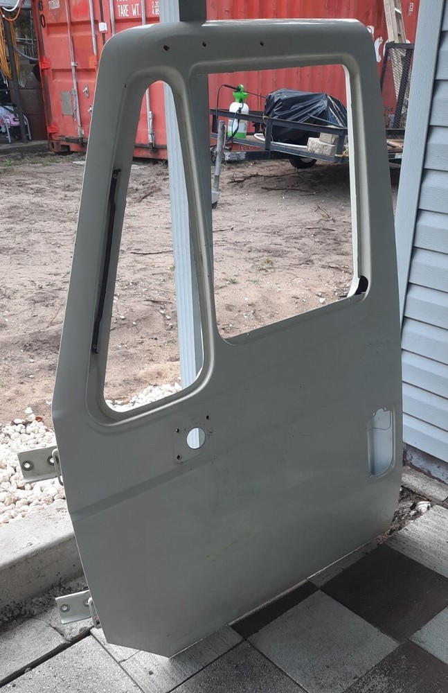 3360088C6 - INTERNATIONAL DURASTAR DOOR ASSEMBLY / SHELL Driver side Front