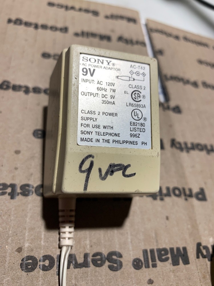 Sony Telephone 9V AC-T42 AC Power Adapter