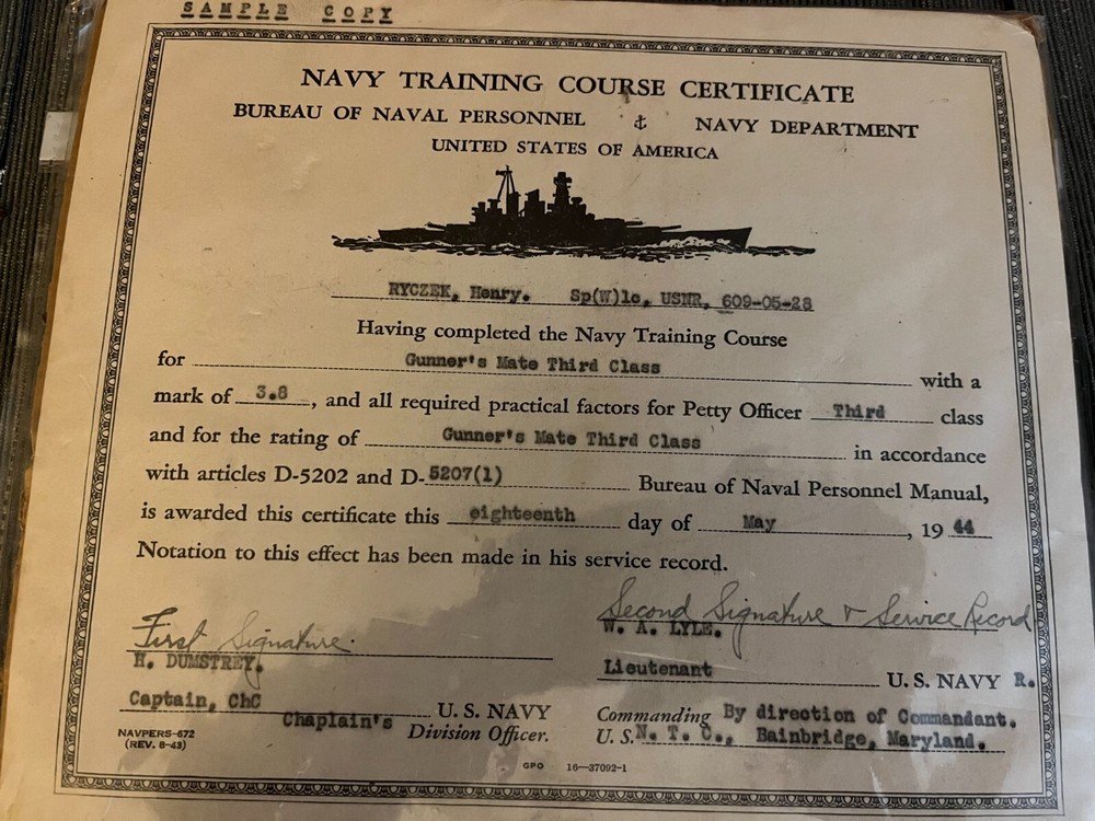 Navy Training Certificate May 1944 WWII Gunners Mate Third Class