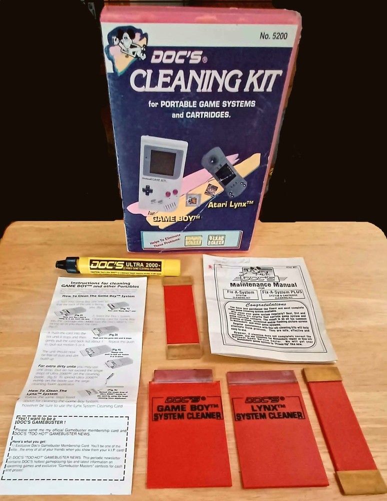 DOC'S® CLEANING KIT FOR GAME BOY™ PORTABLE GAME SYSTEMS & CARTRIDGES *USED*