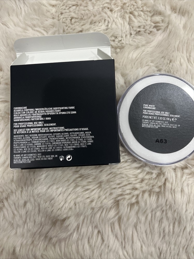 MAC Chromacake (Pure White) (3.30oz)