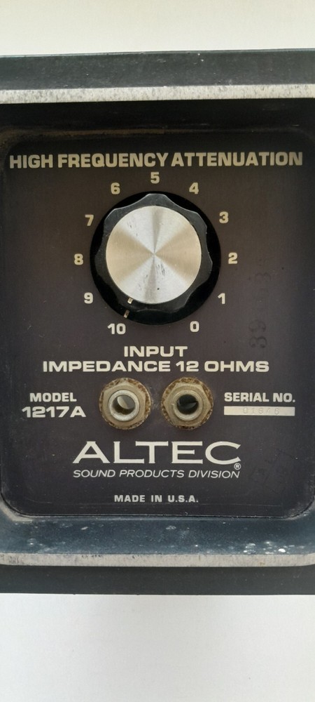 ALTEC  1217A crossover  Attenuation 12 0hms Input  tested perfect 2 available