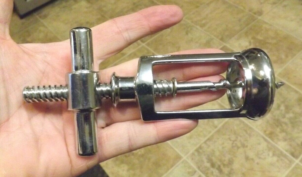 T-Frame Fly Nut Twist Corkscrew - Italy