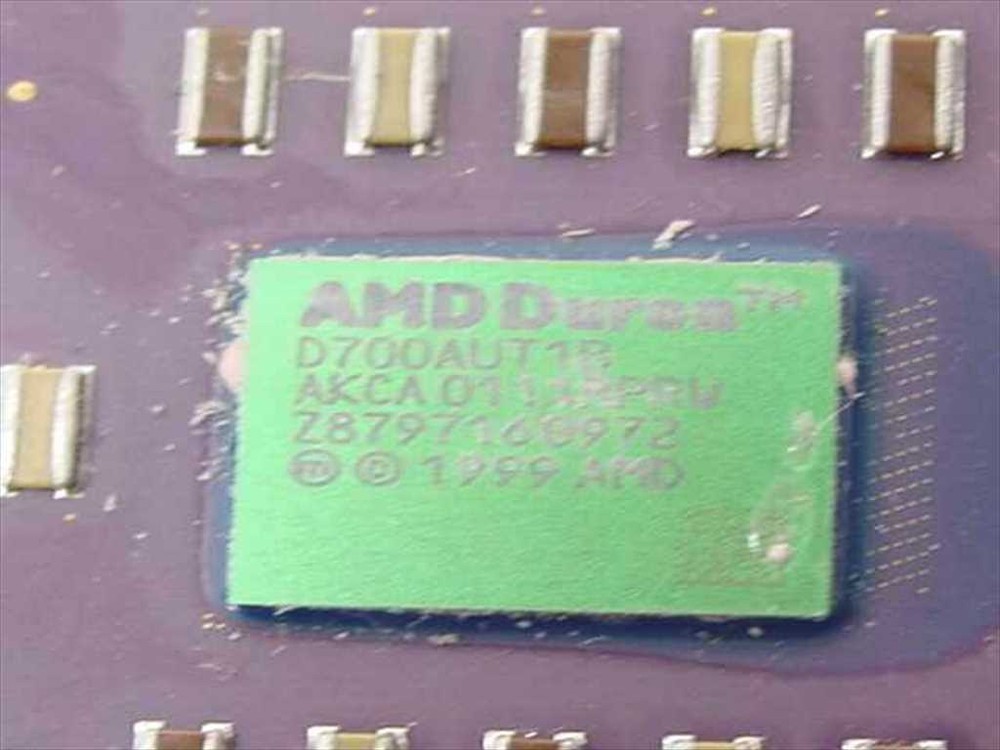 AMD D700AUT1B Duron 700Mhz/100/64/1.6V Socket A CPU Processor