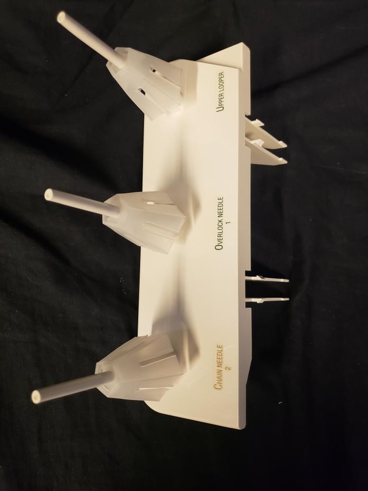 BABY LOCK BLE8 EVOLVE ELECTRIC THREAD SERGER (B26004592)