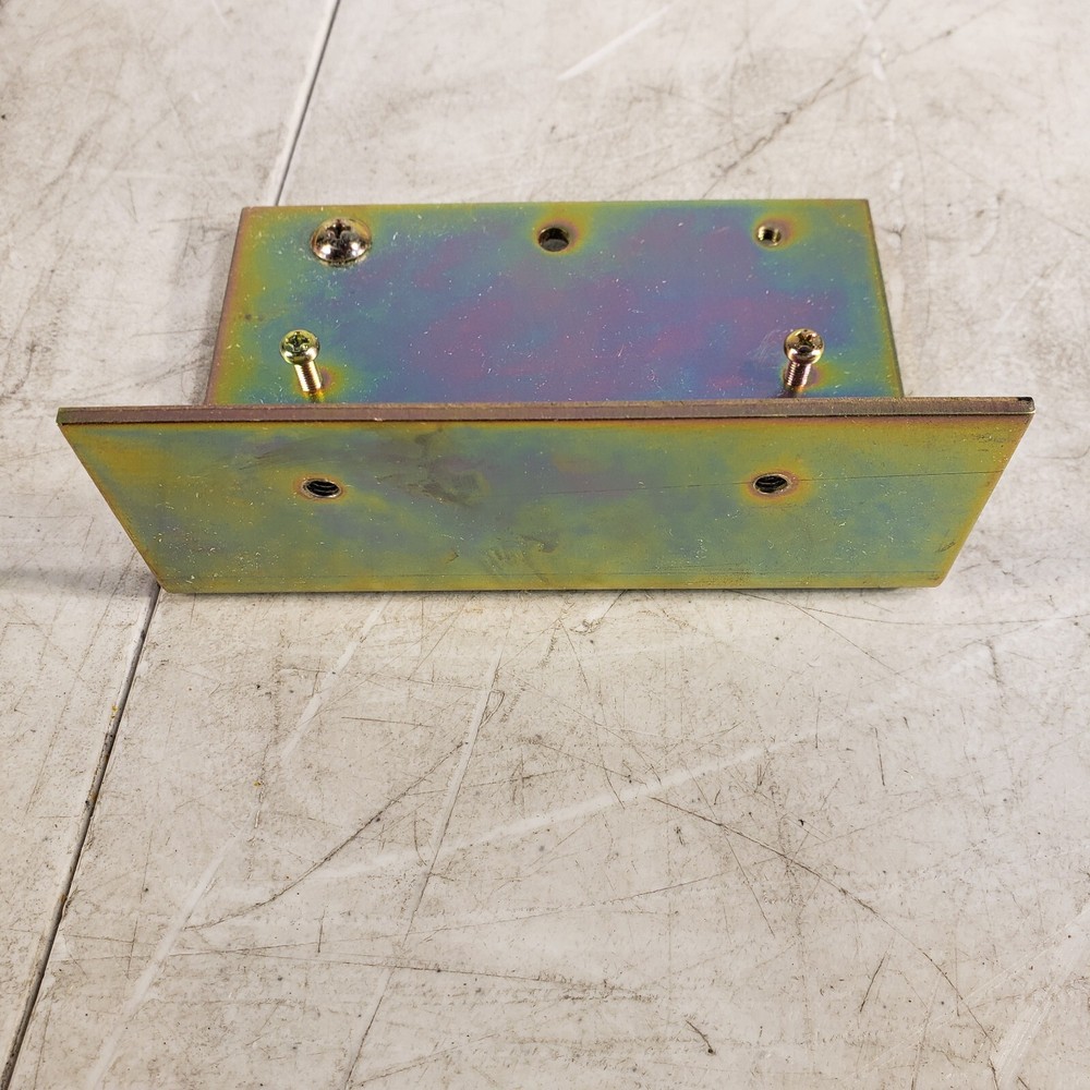 StraPack 900-26-15151 Power Supply Switch Bracket For RQ-8