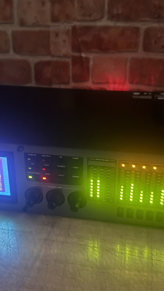 dbx driverack 480 Complete Equalization & Loudspeaker Management System