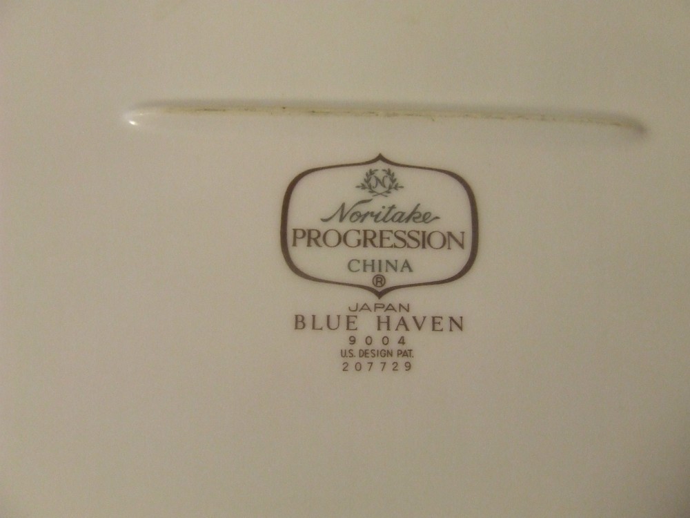 Noritake Blue Haven 9004 Oval Serving Platter EUC