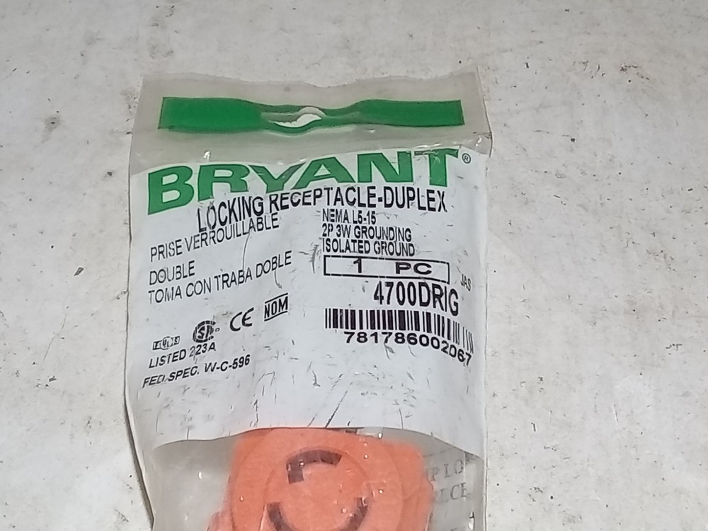 Bryan Twist Lock Duplex Receptacle 4700DRIG (L7A)