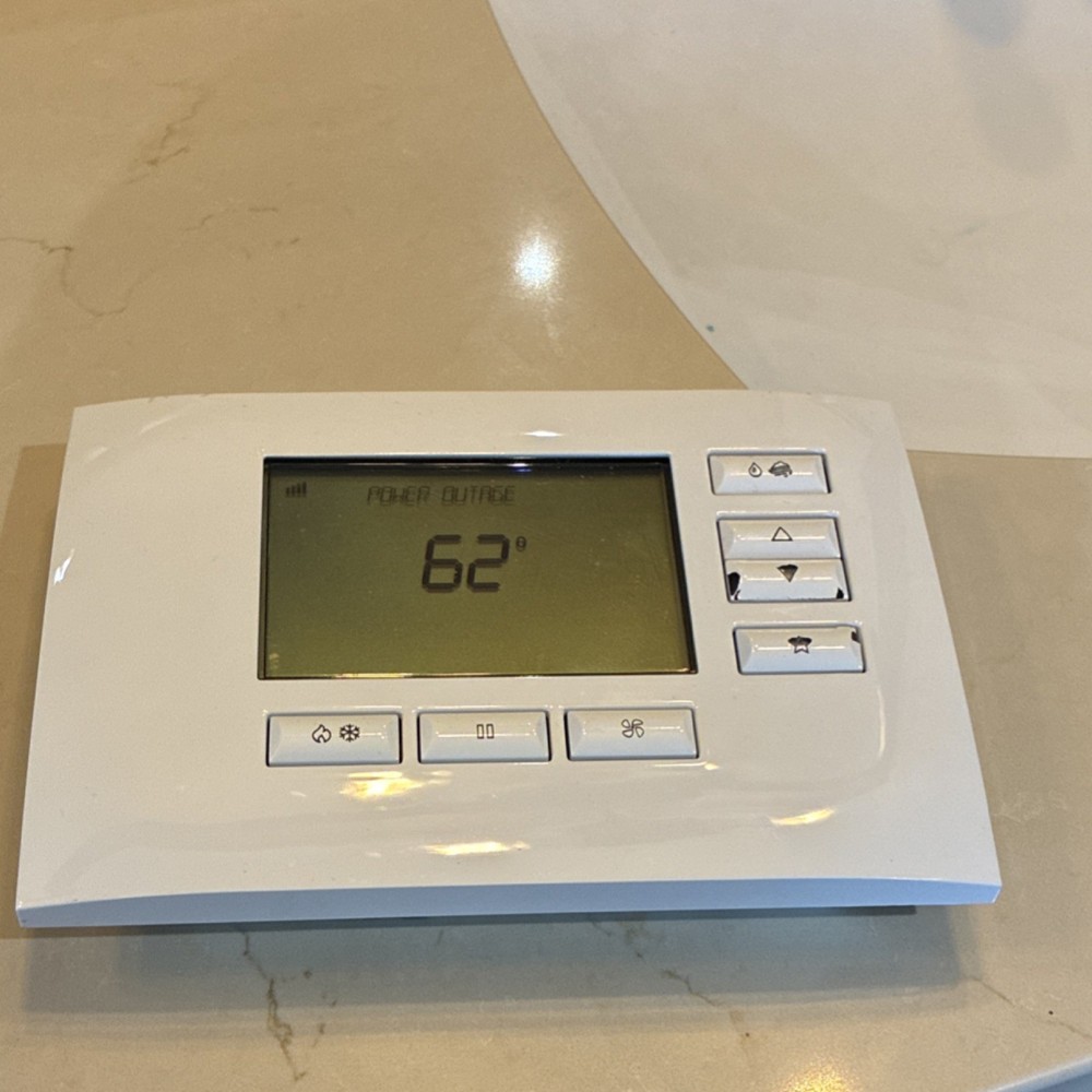 White Digital Non-Programmable Thermostat LCD Display Adjustable 8-Wire