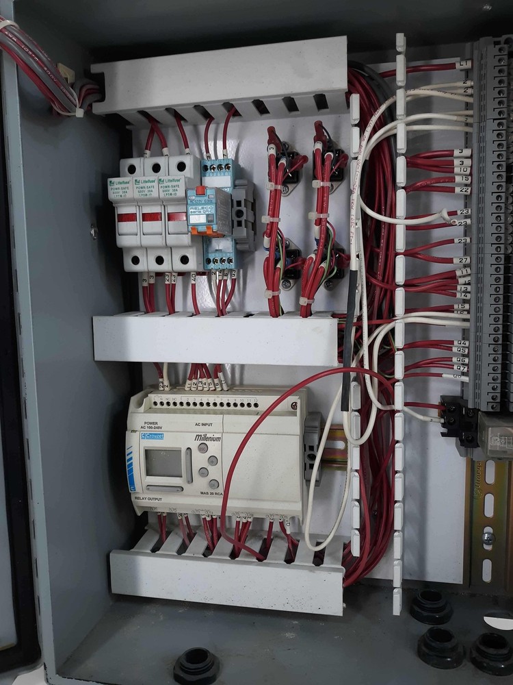 Vibromatic H003 3G-2R Vibratory Feeder Bowl Inline Hopper Controller