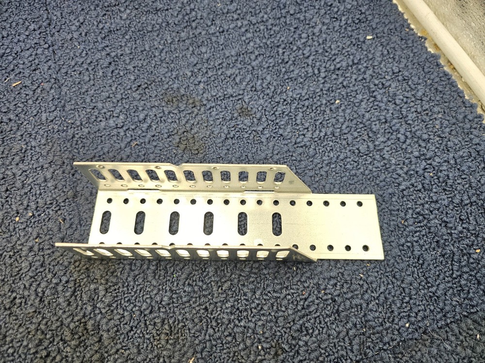 HoldRite QuickStrap QS-U-C Universal Expansion Tank Mounting Bracket For 13"