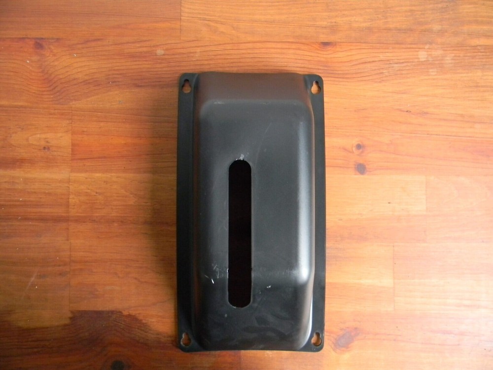 Challenger SA10 Power-Side Lock Cover